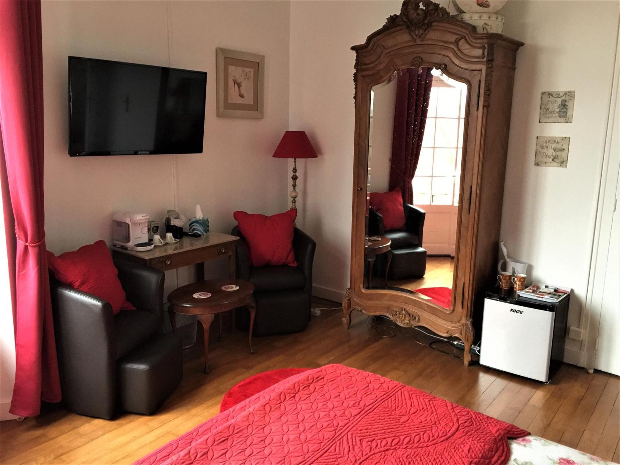 Vue Du Chateau D'Excideuil En Chambres Ruang foto
